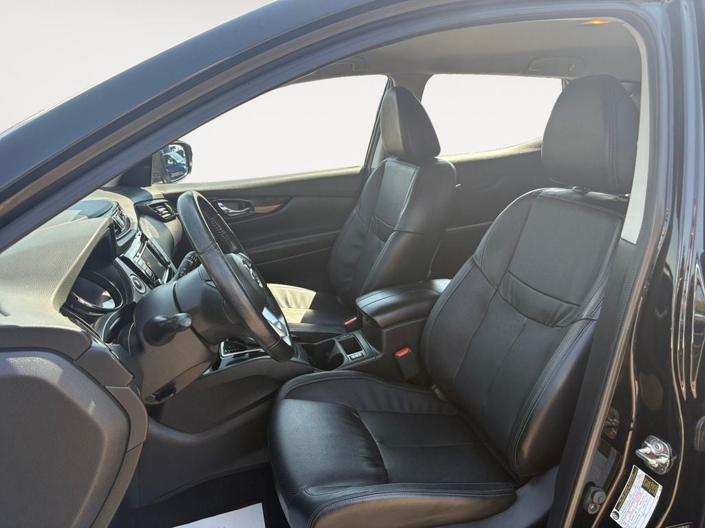 2022 Nissan Rogue Sport SL