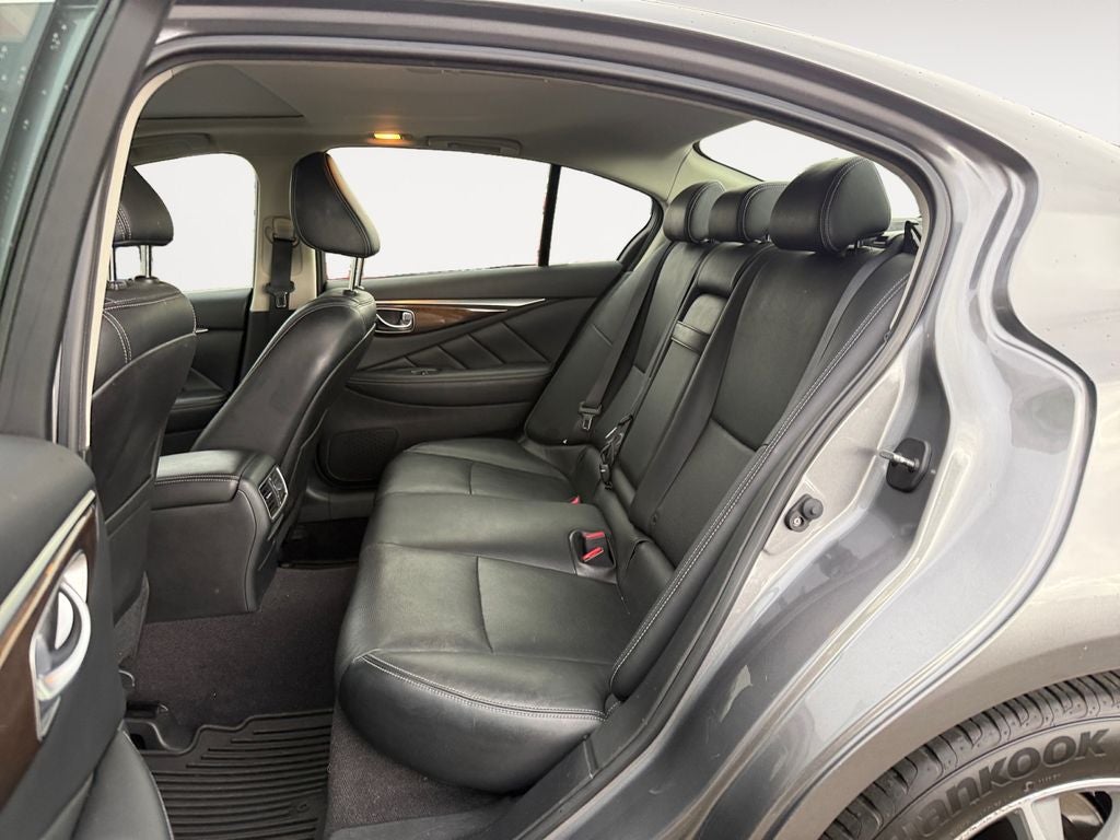 2015 INFINITI Q50 Premium