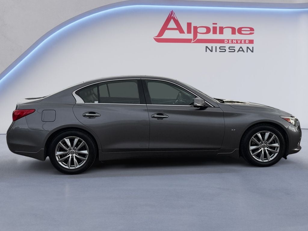 2015 INFINITI Q50 Premium