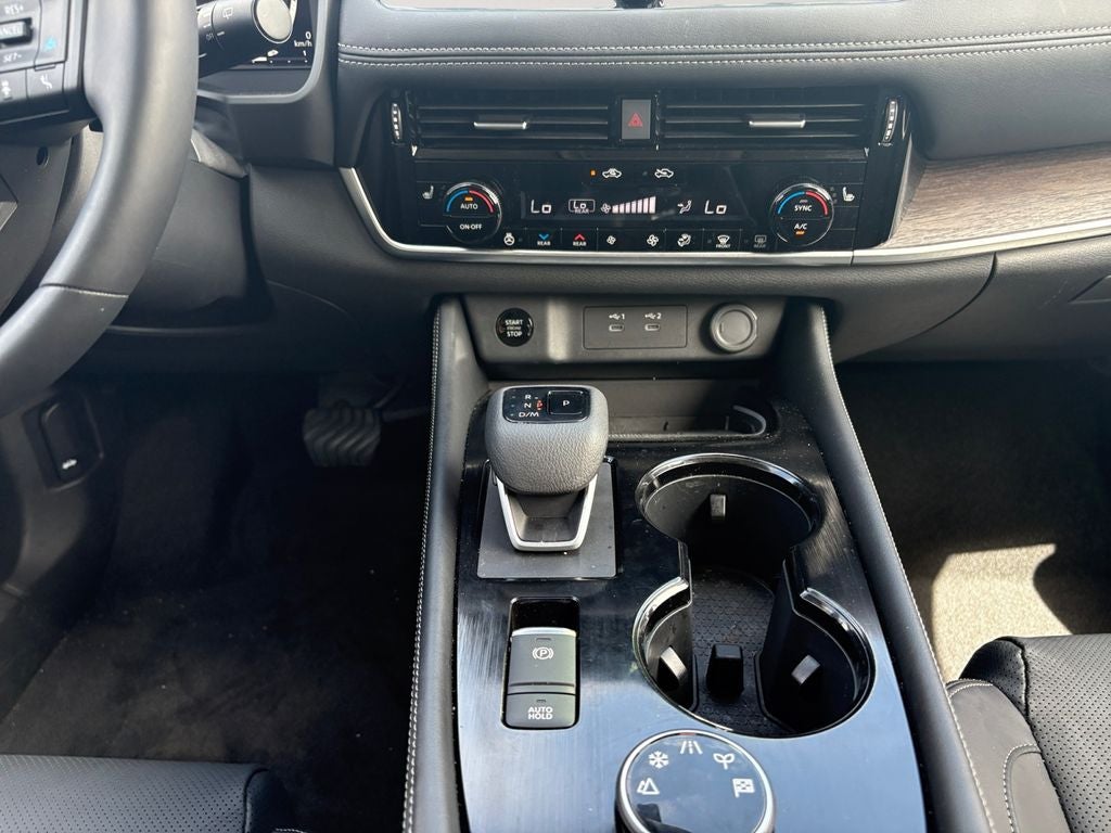 2025 Nissan Rogue Platinum