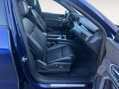 2022 Audi e-tron quattro