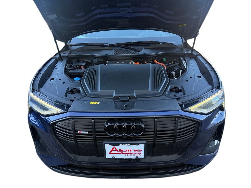 2022 Audi e-tron quattro