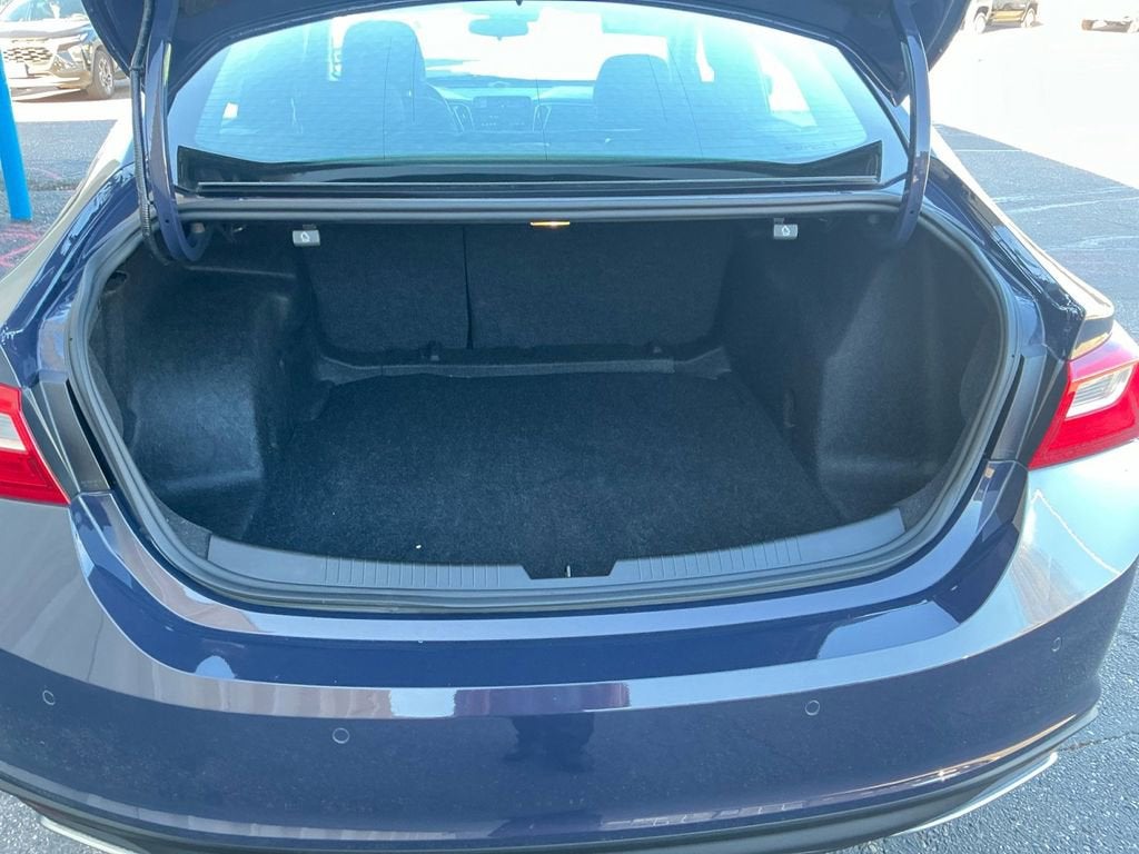 2025 Chevrolet Malibu RS