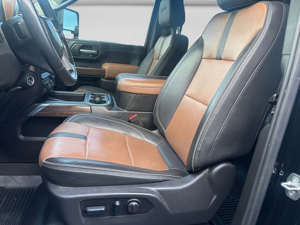 2023 Chevrolet Silverado 3500 HD High Country DRW