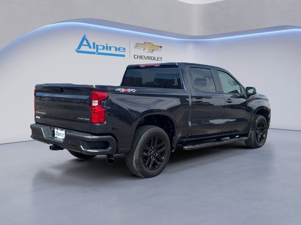 2022 Chevrolet Silverado 1500 Custom