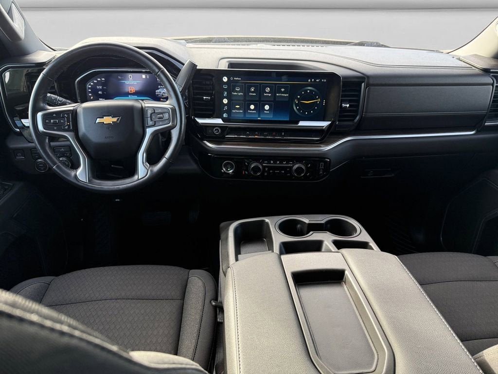 2022 Chevrolet Silverado 1500 LT (2FL)