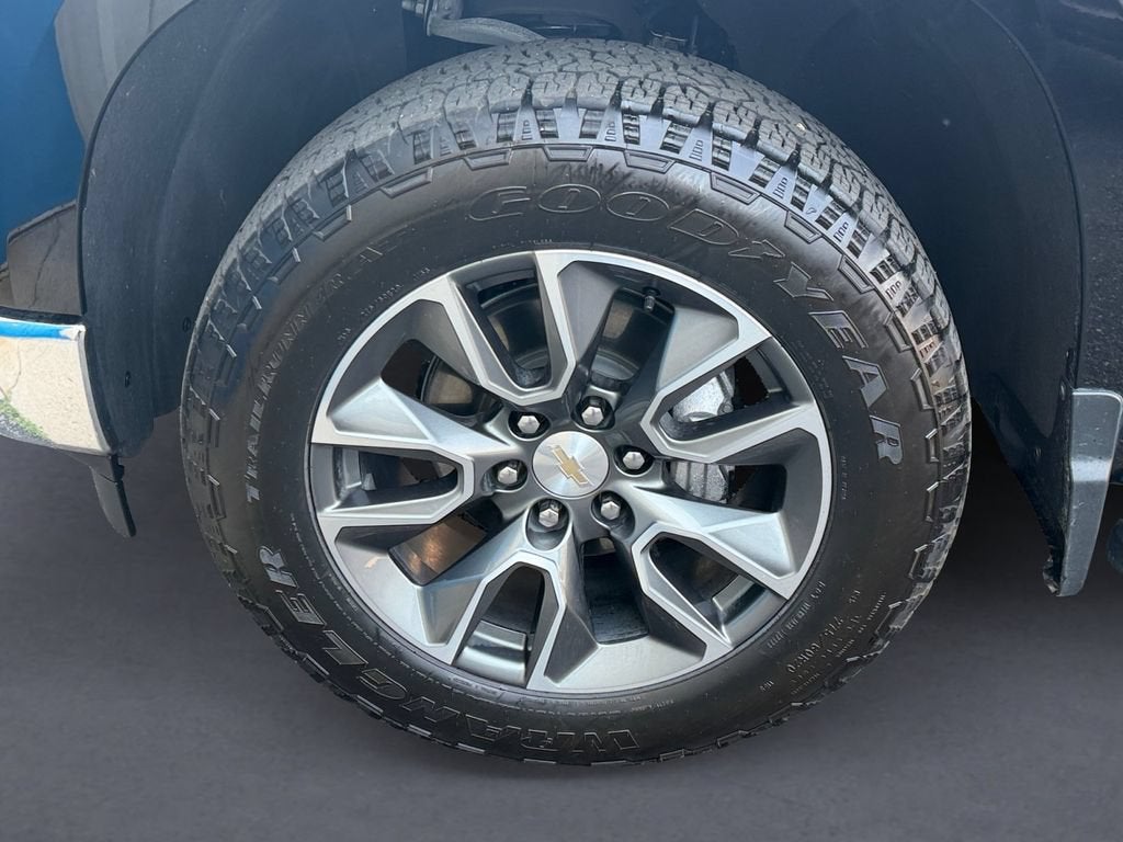 2023 Chevrolet Silverado 1500 LT (2FL)