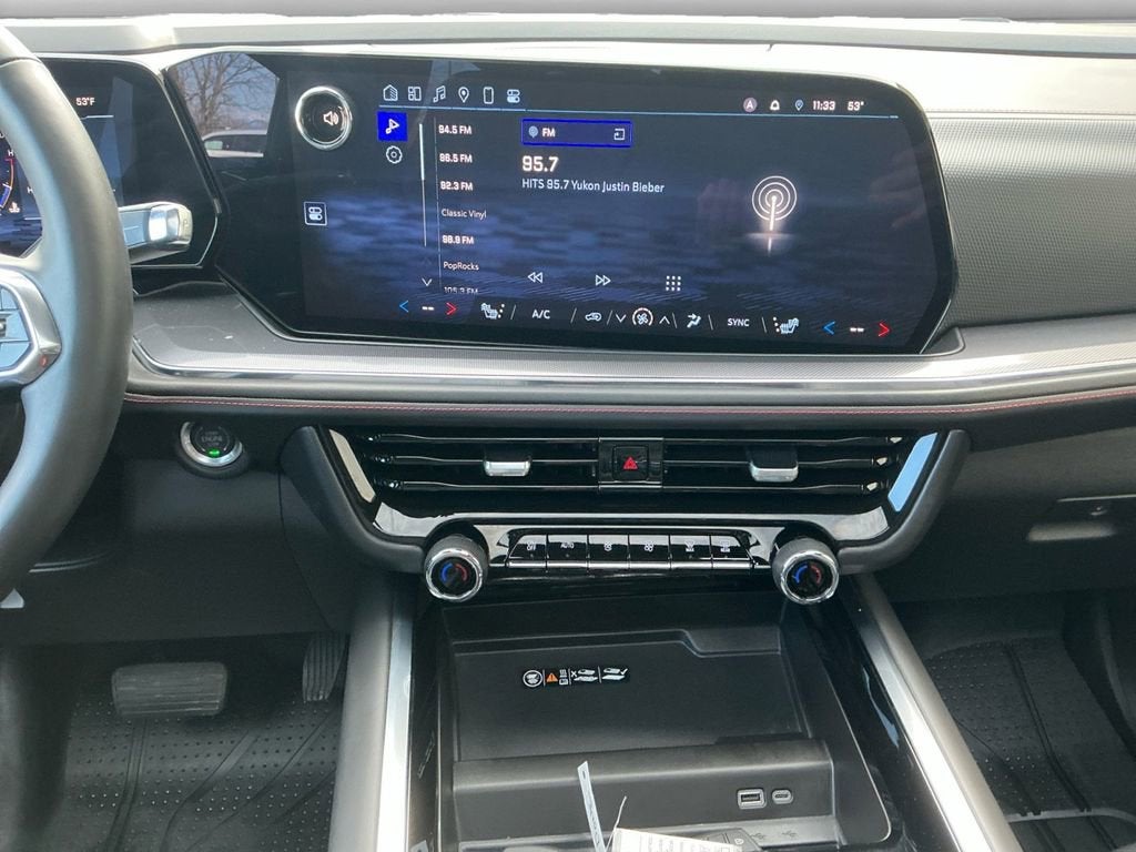 2025 Chevrolet Suburban RST