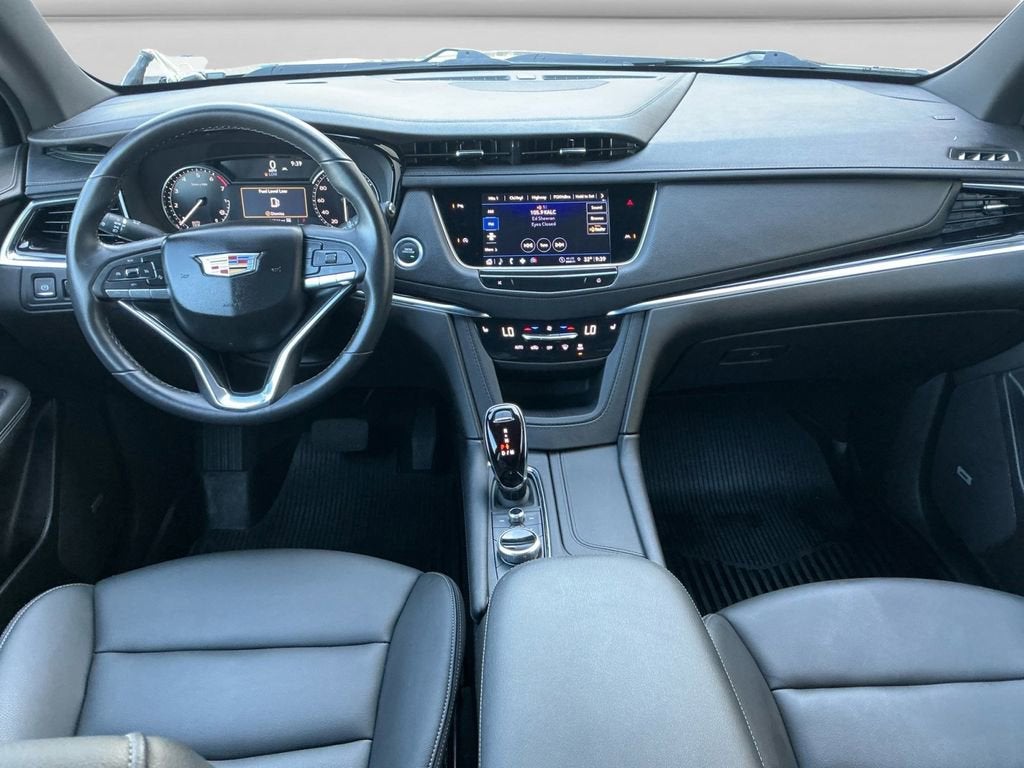 2024 Cadillac XT6 Luxury