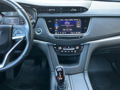 2024 Cadillac XT6 Luxury