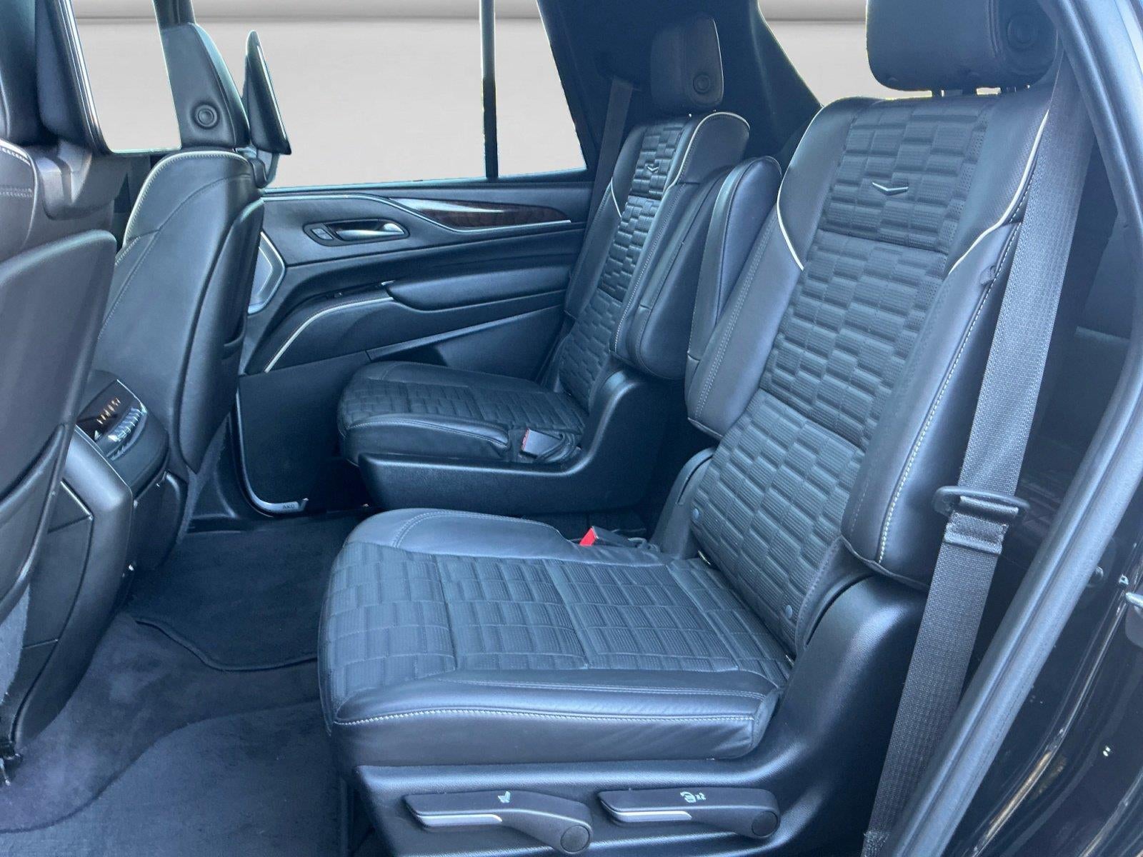 2023 Cadillac Escalade 4WD Sport Platinum