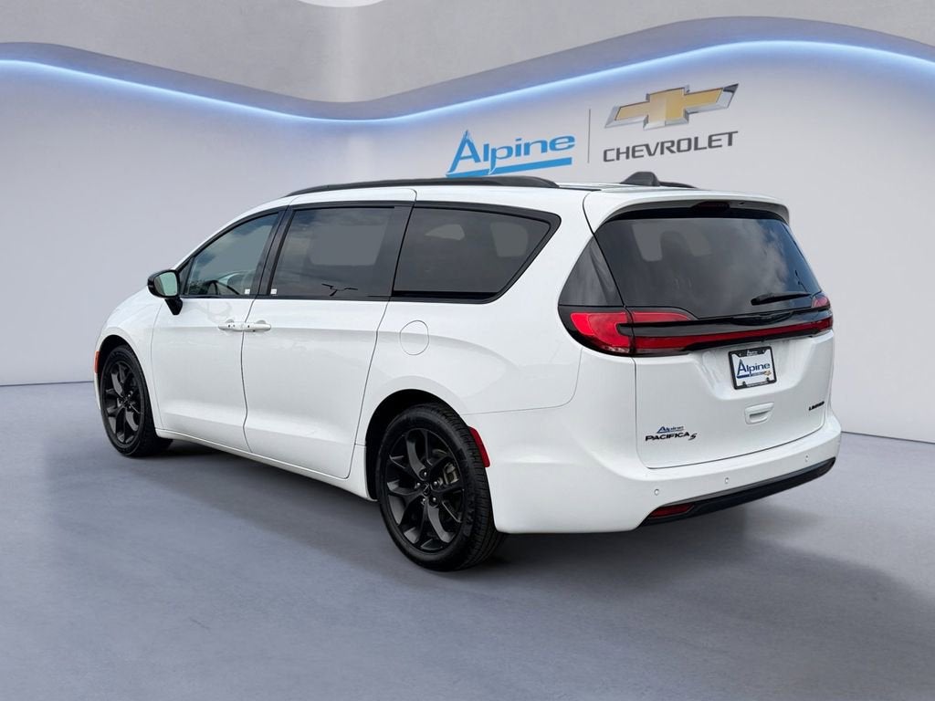 2025 Chrysler Pacifica Limited - Photo 3