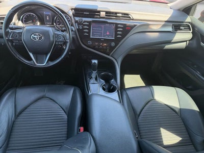 2020 Toyota Camry SE