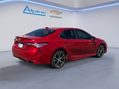 2020 Toyota Camry SE