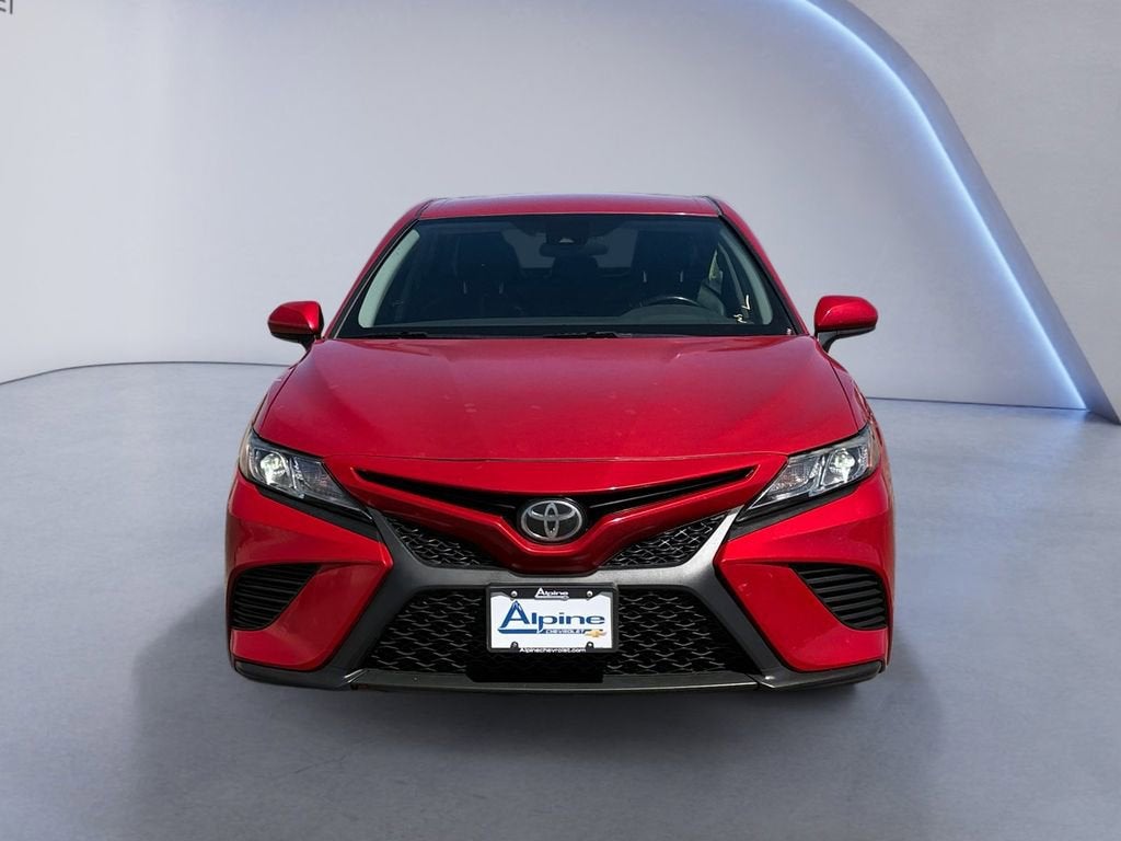 2020 Toyota Camry SE