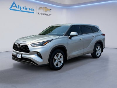2022 Toyota Highlander LE
