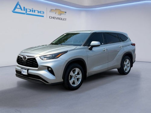 2022 Toyota Highlander LE