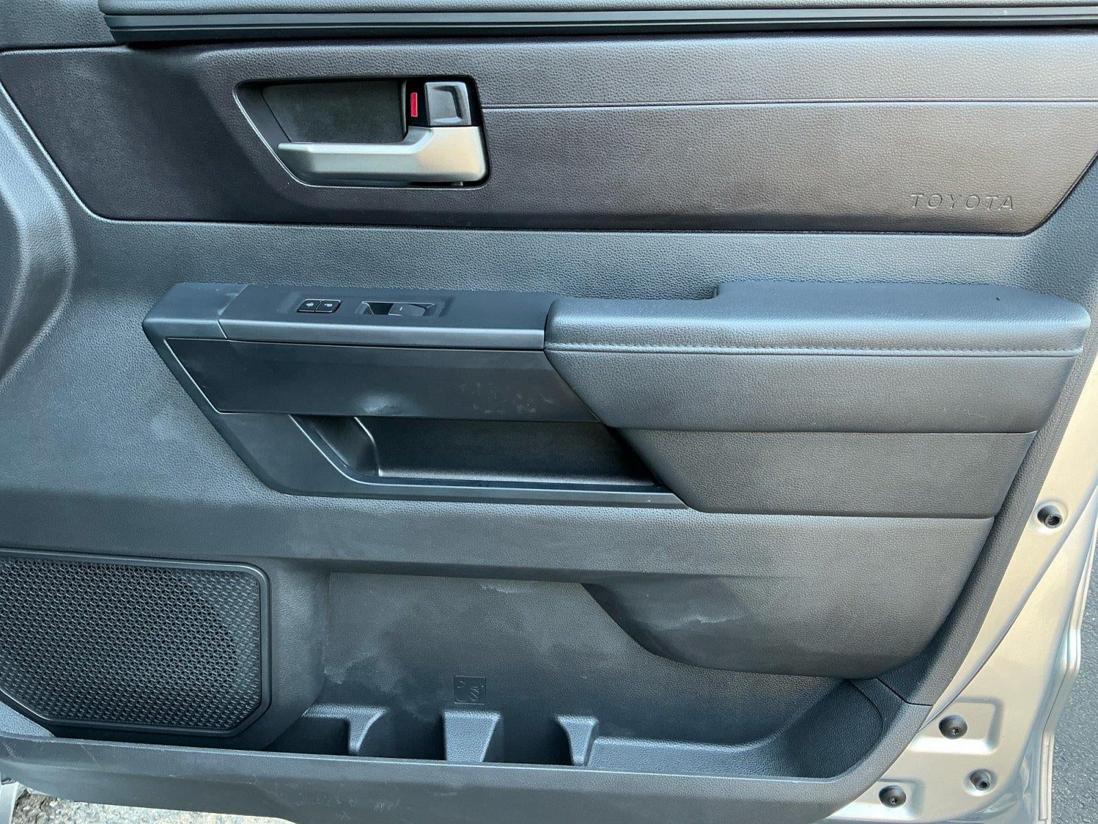 2024 Toyota Tundra 4WD SR5