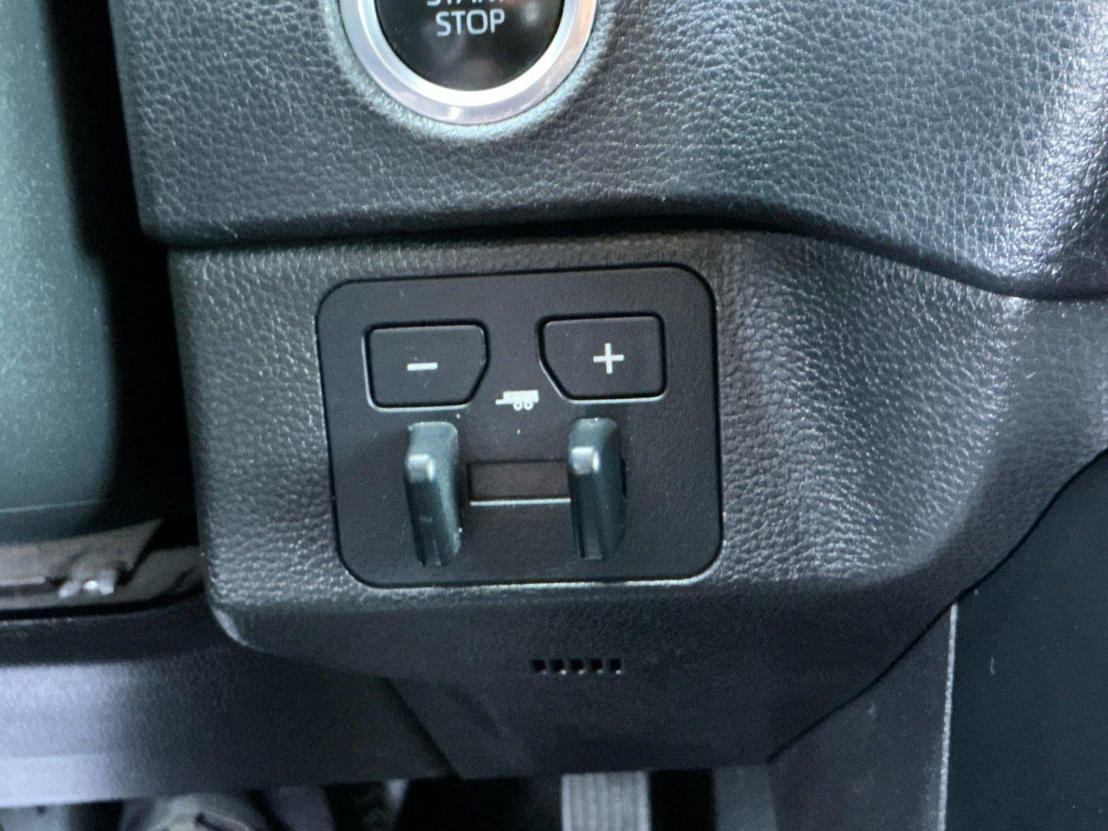 2024 Toyota Tundra 4WD SR5