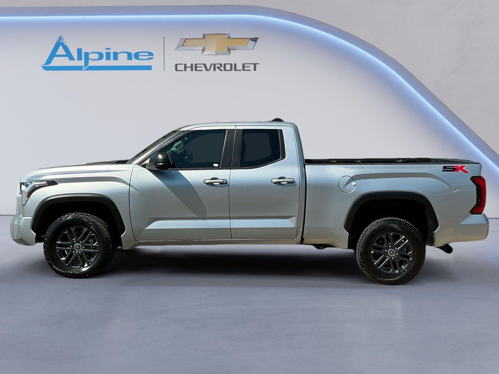 2024 Toyota Tundra 4WD SR5