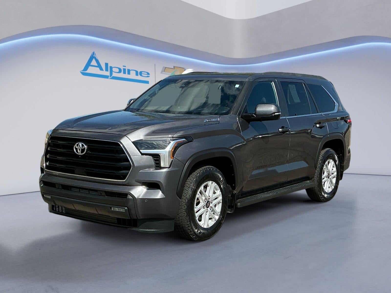 2025 Toyota Sequoia SR5