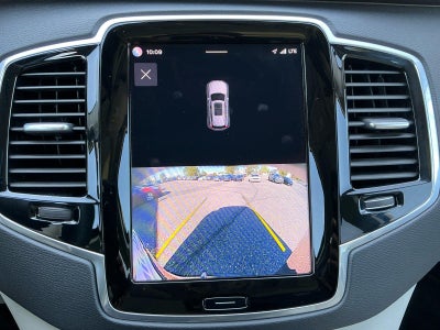 2023 Volvo XC90 Plus
