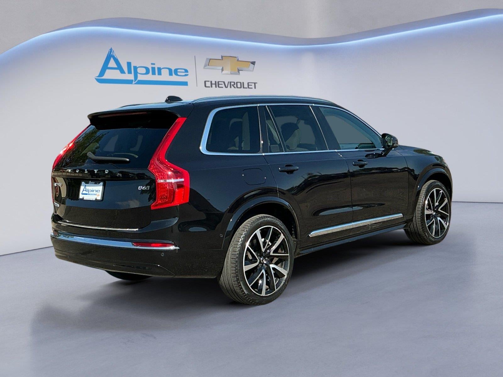 2023 Volvo XC90 Plus