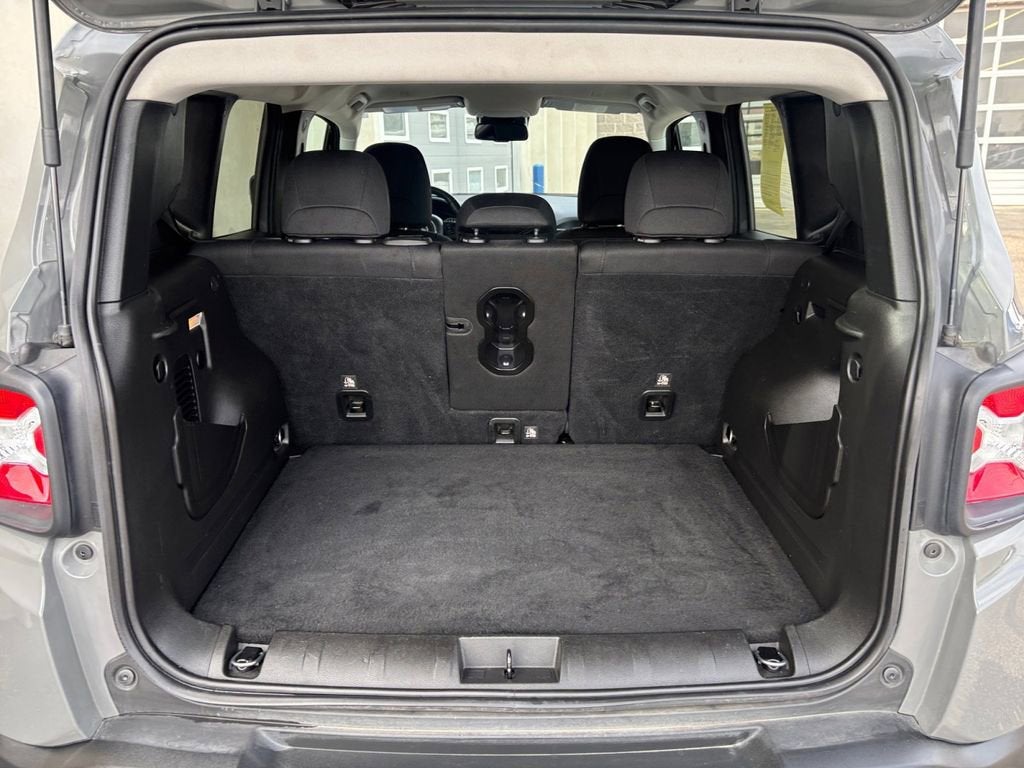 2022 Jeep Renegade Trailhawk