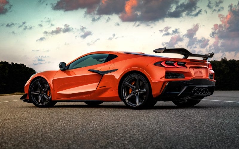 2027chevroletcorvettez06-exterior-01